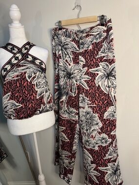 Rachel Zoe Wide-Leg Tropical Print Pants set in Rust and White